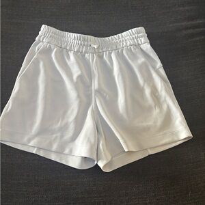 Lululemon - Women's Gray Shorts